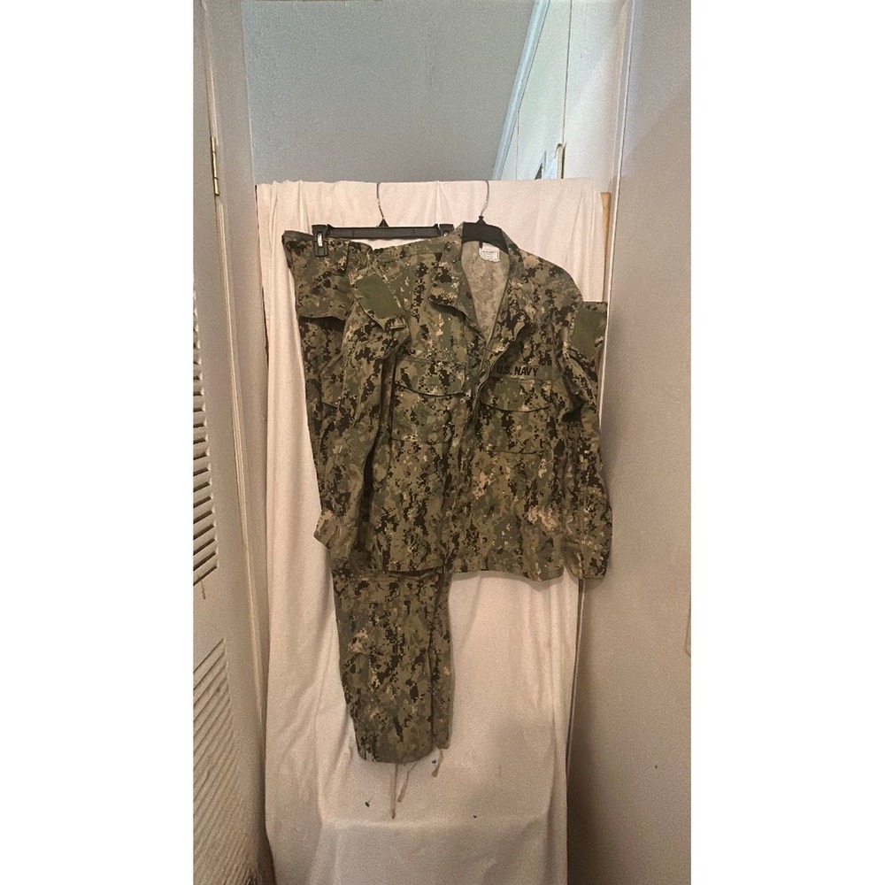 US Navy NWU Type III Jacket and Trousers